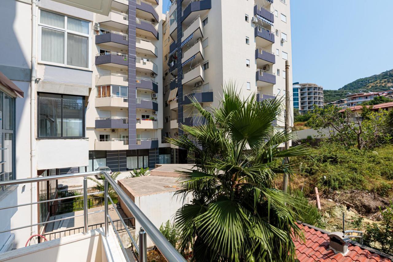 Hotel Aglon Vlorë Exterior foto