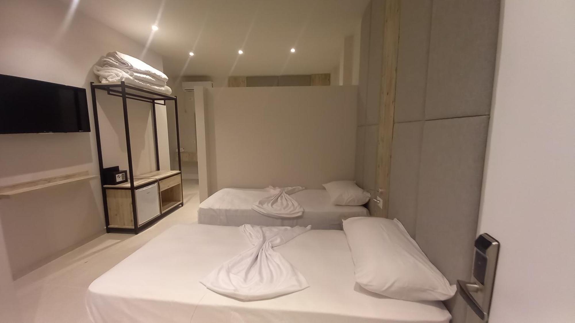 Hotel Aglon Vlorë Cameră foto
